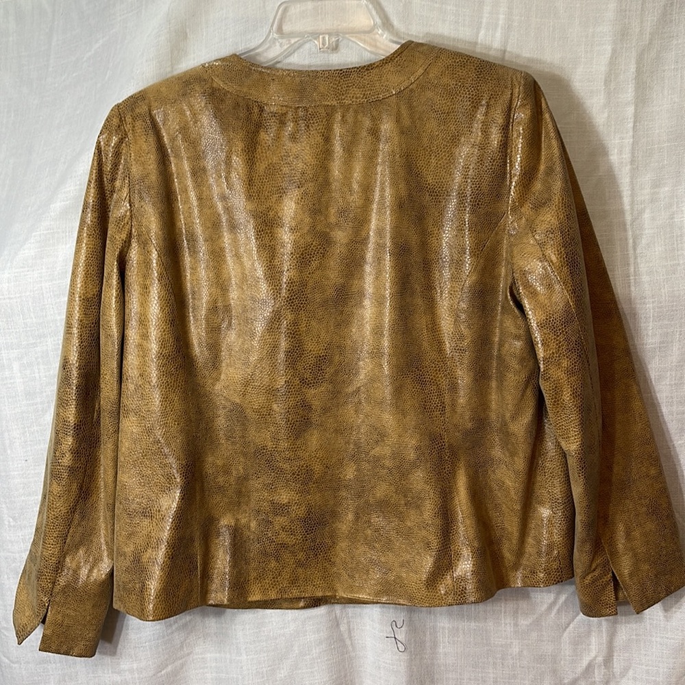 JM Collection Textured Zipper Jacket - Picture 10 of 12